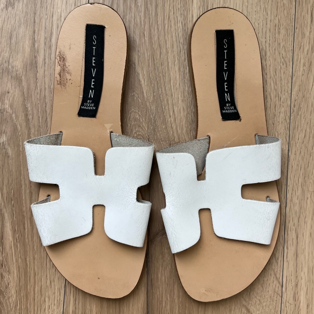 H sandal